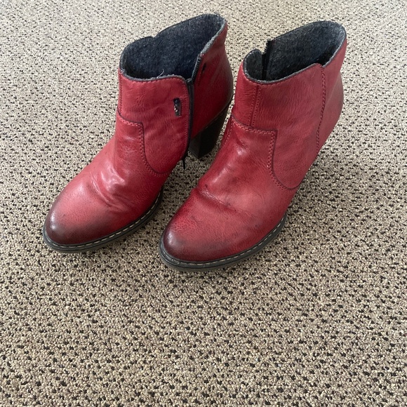 Ankle boots - Picture 1 of 3
